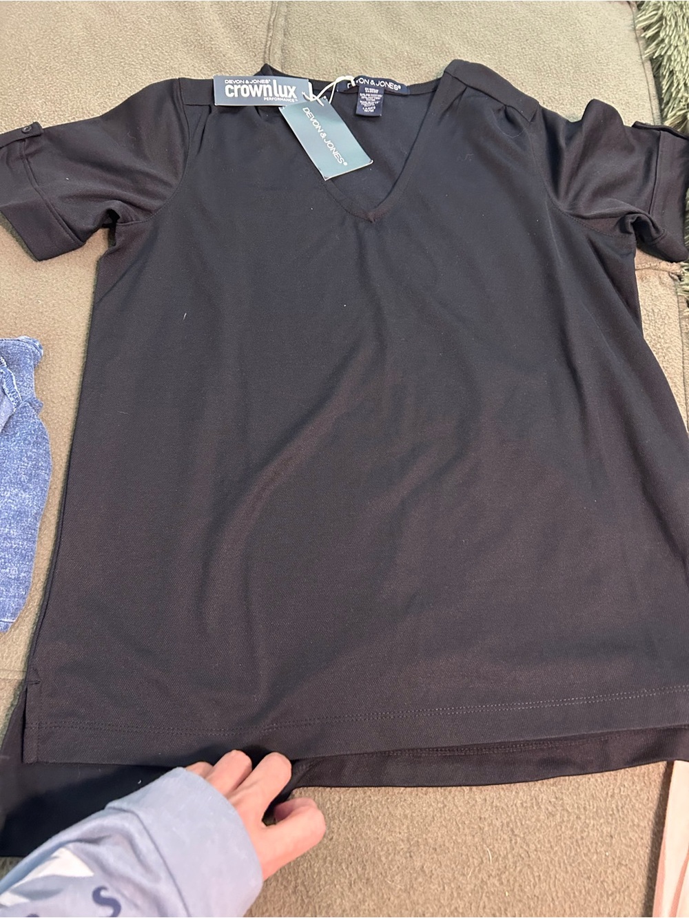 CrownLux by Dana Jones Black V-Neck Short Sleeve Top
